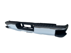 REPLACES GM1103176 BUMPER FOR SILVERADO SIERRA REAR ASSY CHROME W/CORNER STEP W/O SENSOR HOLES